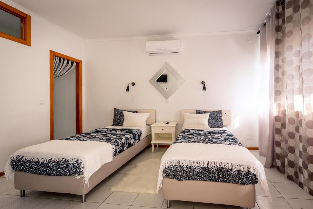 Rocky3 Hostel Angra do Heroísmo Екстериор снимка